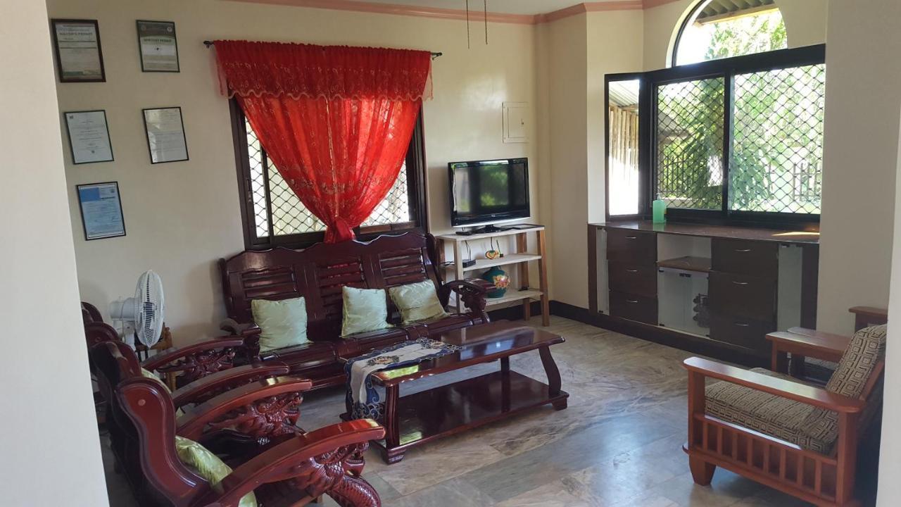 Sofias House Rental Tagbilaran Extérieur photo